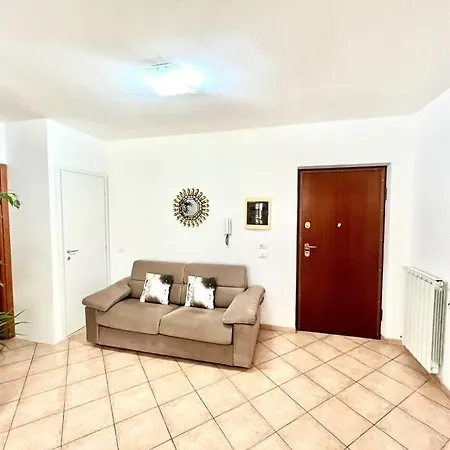 Lägenhet Dimora Del Viaggiatore